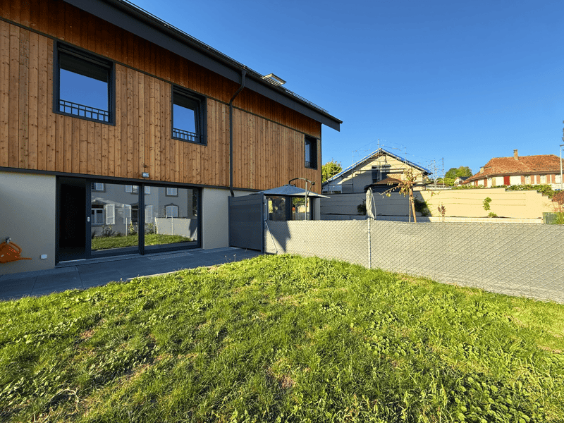 Bien d'exception - Maison mitoyenne neuve de 5 pièces (1)