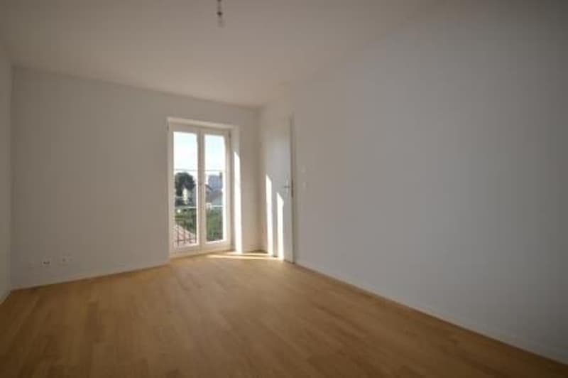 Charming 2-room apartment with balcony in Payerne (3)