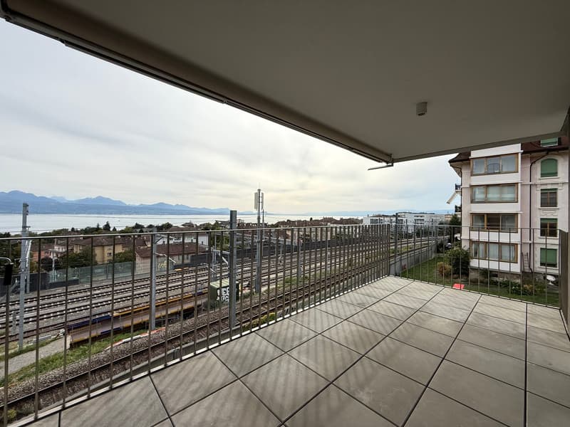 Lumineux 3.5 pièces avec vue panoramique à Lausanne (9)