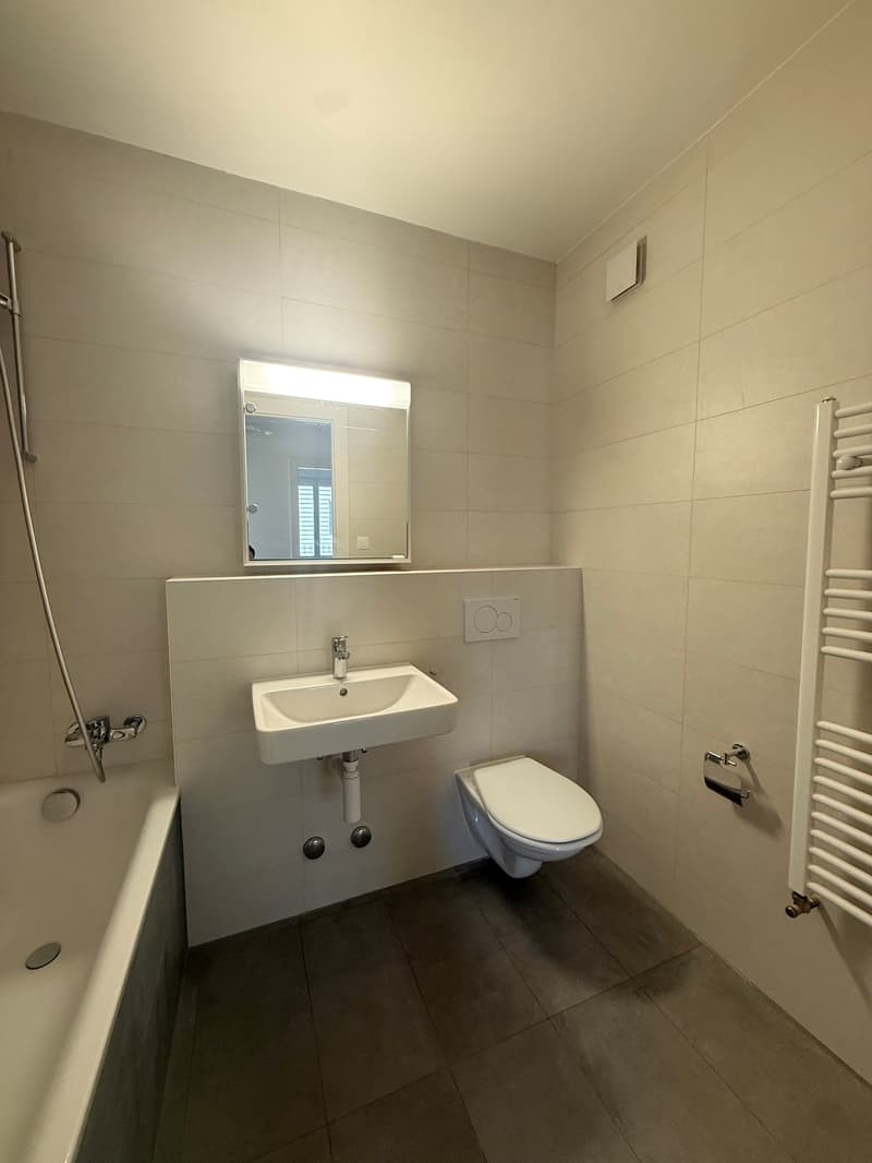 Charmant appartement de 2.5 pièces avec balcon à Lausanne (4)