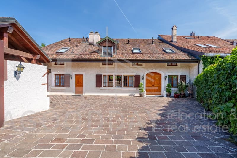 LOCATION- Charming Village Villa (13)