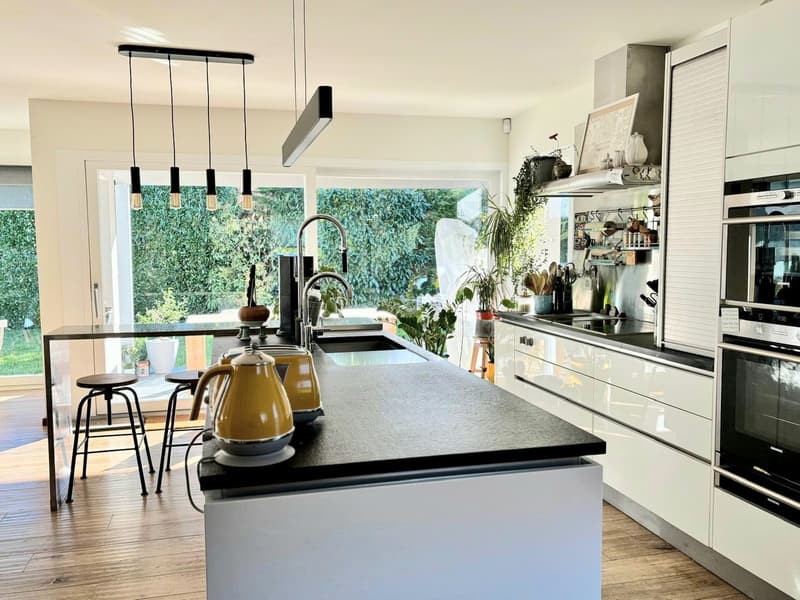 FOR SALE – EXCLUSIVE LISTING Elegant detached villa CHAVANNES-DES-BOIS (5)