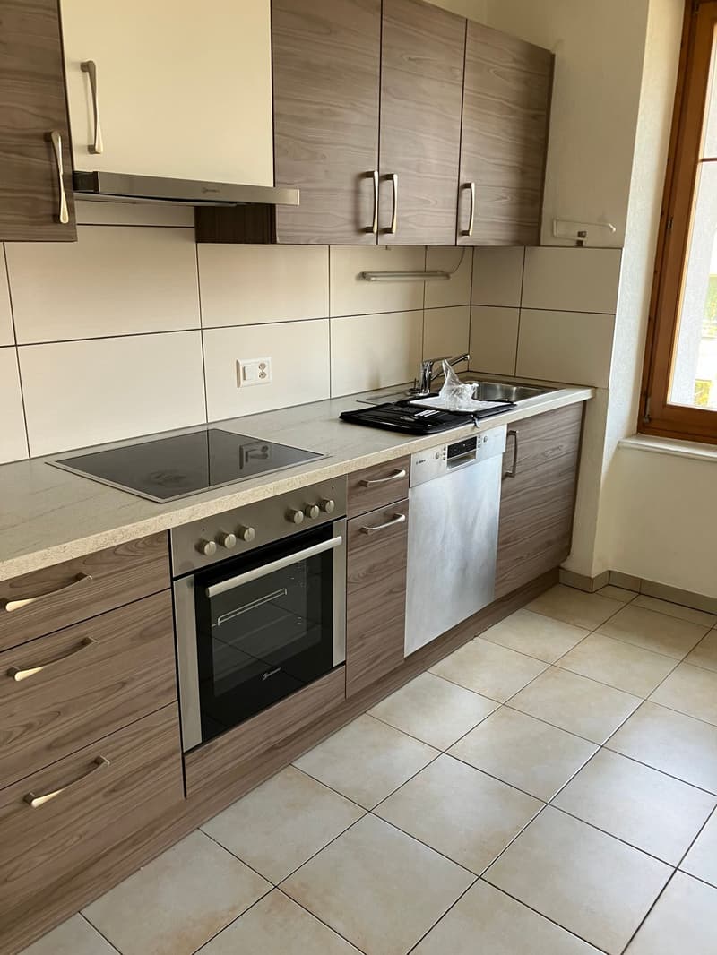 Élégant Appartement de 3.5 pièces à louer au coeur de Delémont (4)