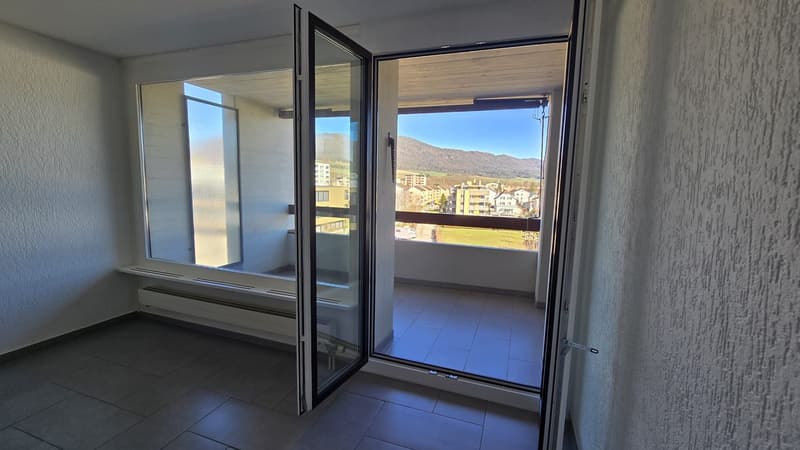 Meraviglioso appartamento di 3,5 locali con balcone a Delémont (7)
