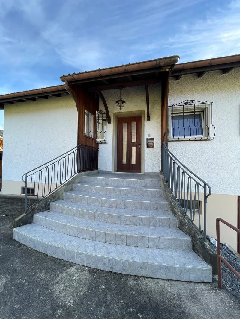 Beautiful 7-room family house in Montsevelier (11)