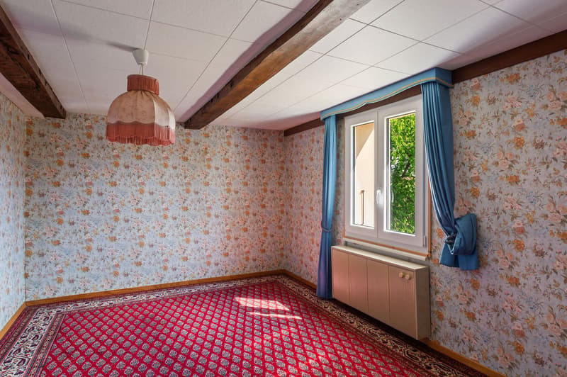 Village house with 6.5 rooms and rural area in Montignez (7)
