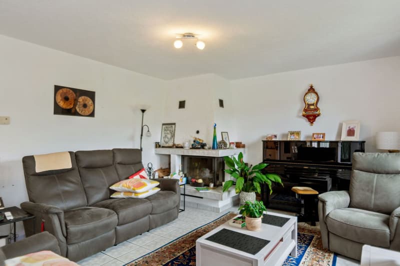 Confortable maison individuelle de 6.5 pièces à Chevenez (3)