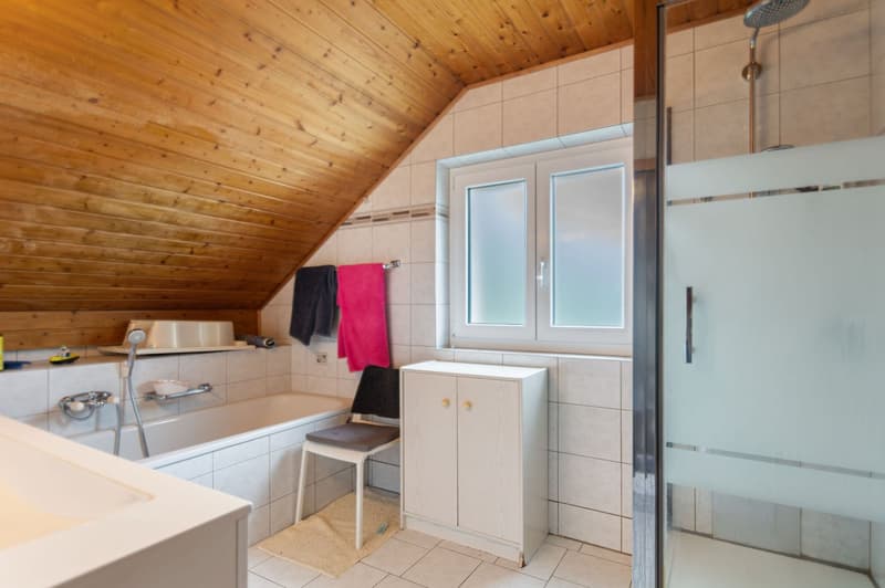 Confortable maison individuelle de 6.5 pièces à Chevenez (11)