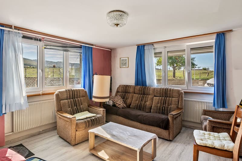 Confortable maison mitoyenne de 7 pièces à Courgenay (9)
