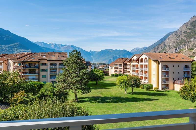 Lumineux appartement, meublé, de 2.5 pièces en duplex à Saillon (7)