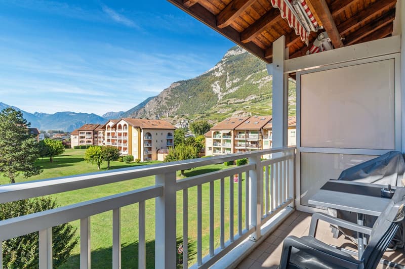 Lumineux appartement, meublé, de 2.5 pièces en duplex à Saillon (6)
