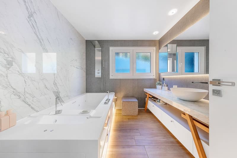 Contemporary 5.5-room apartment with breathtaking views of the lake and private pool (5)