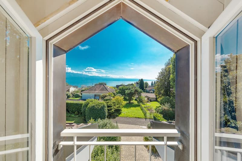 Exceptional address for this individual house in the center of Pully (8)