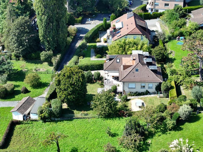 Exceptional address for this individual house in the center of Pully (2)