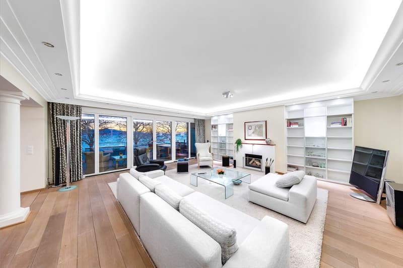 Prestigious apartment facing the lake in the heart of Lutry (1)