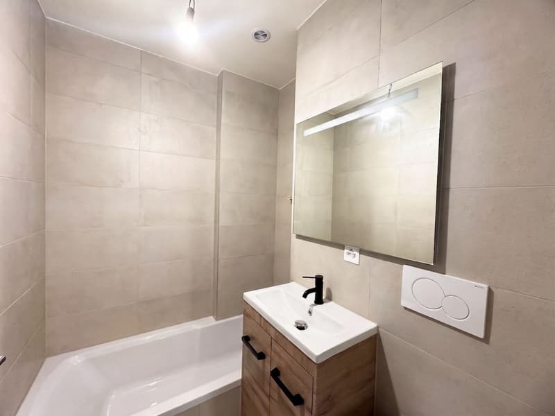 Duplex entirely renovated for sale in Gimel (7)