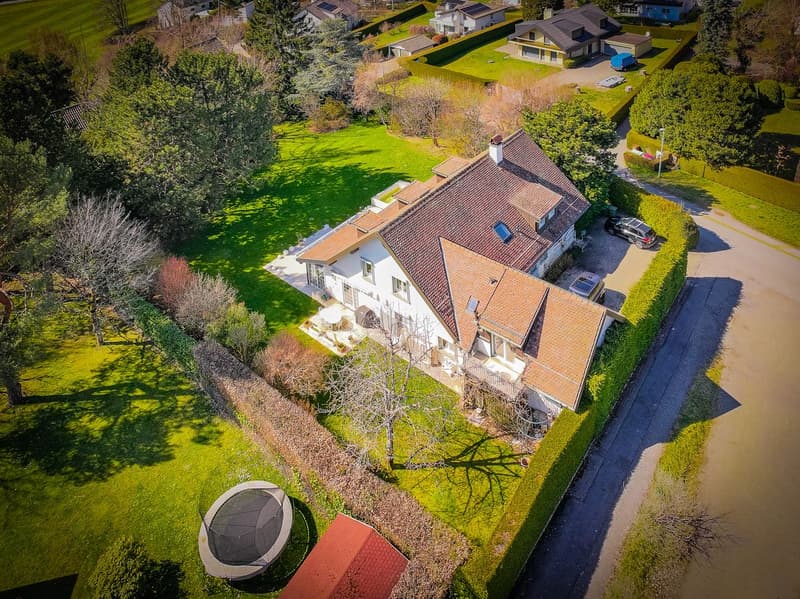Beautiful individual villa in a residential area (4)