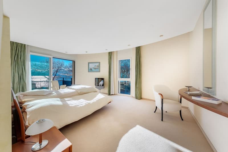 Prestige apartment facing the lake in the heart of Lutry (6)