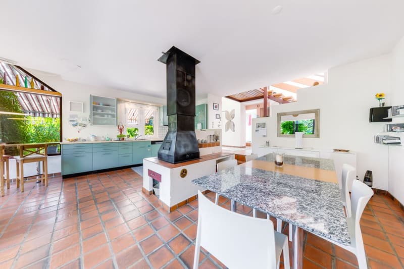 Semi-Detached Villa with Charming Garden in Jouxtens-Mézery (5)