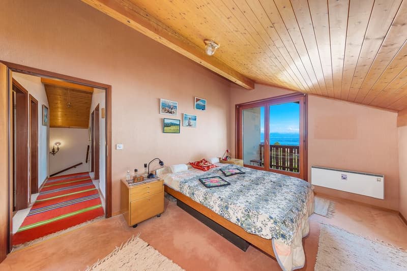 Beautiful House in Arzier-Le Muids with views of the lake! (8)