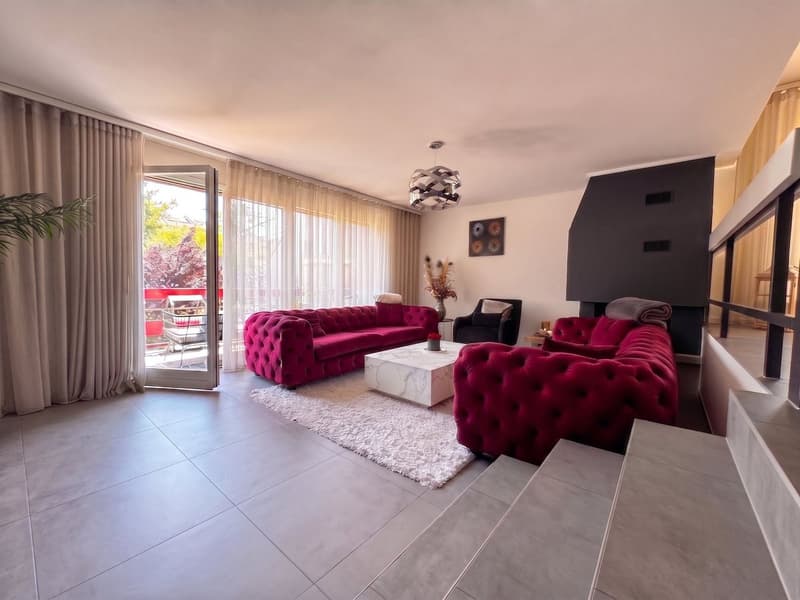 Rare! Renovated 6-room attic triplex, close to the city center (5)