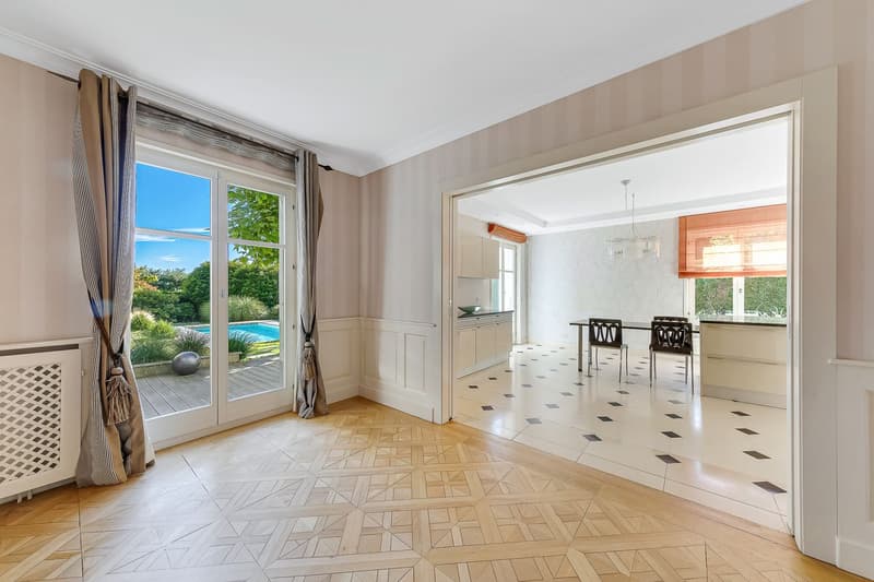 Propriété de prestige entourée de verdure à Lausanne (7)
