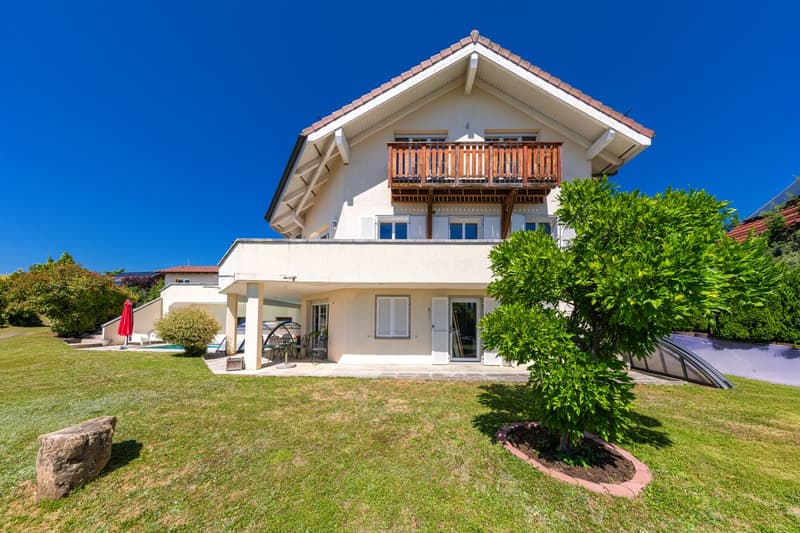 Charmante maison avec vue époustouflante sur le lac et le Mt-Blanc! (3)