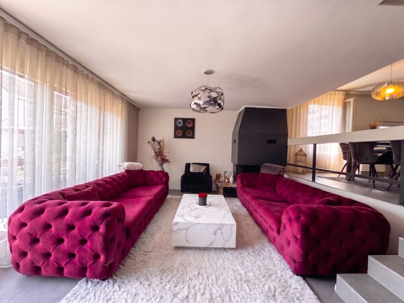 Rare ! Triplex en attique rénové de 6 pces, proche centre (7)