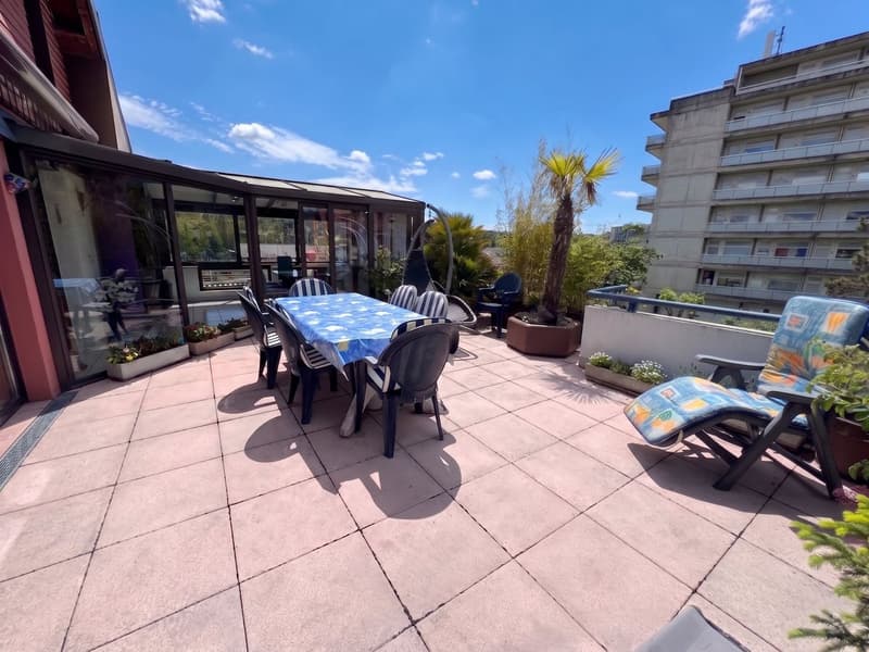 Yverdon - Attique en duplex de 5,5 pièces avec grande terrasse et véranda d'hiver (7)