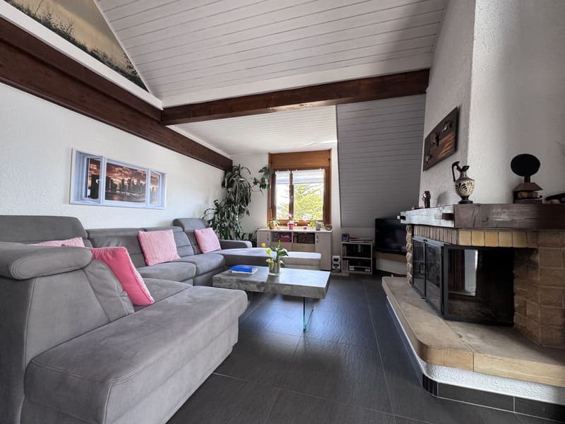 Yverdon - Attique en duplex de 5,5 pièces avec grande terrasse et véranda d'hiver (2)