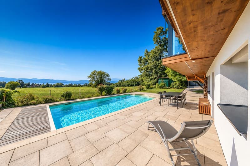 Très belle villa avec vue panoramique sur le lac & le Mt-Blanc! (1)