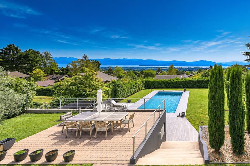 Superbe villa avec panorama sur le Léman, les Alpes et le Mont-Blanc (2)