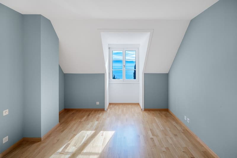 Rare : Un bijou de maison de village rénovée face au lac (10)