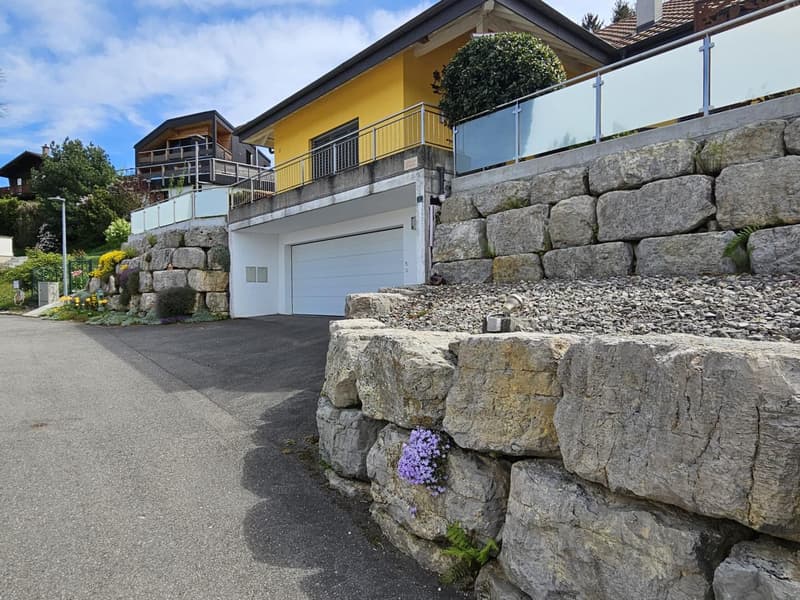 Offrez vous cette magnifique villa avec vue sur le lac de Neuchâtel ! (2)