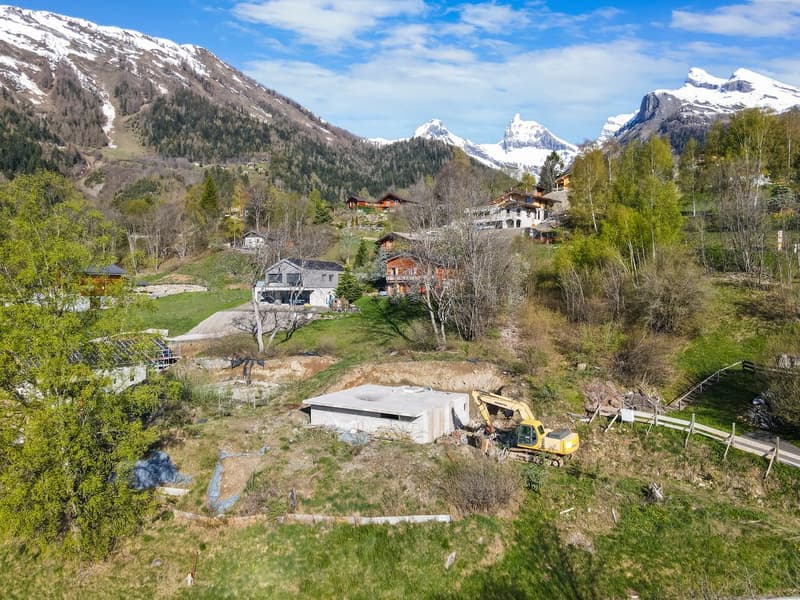 Terreno con permesso di costruire, situato a Dugny, a 5 minuti da Ovronnaz (7)
