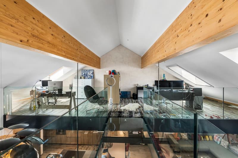 EN EXCLUSIVITE: Un bijoux de 230 m2 situé à 15 minutes d'Epalinges liant luxe, calme et espace. (11)