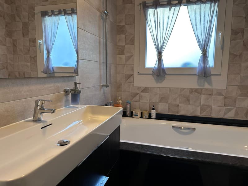 Appartamento d'eccezione a Saxon con terrazza pavimentata e jacuzzi (12)