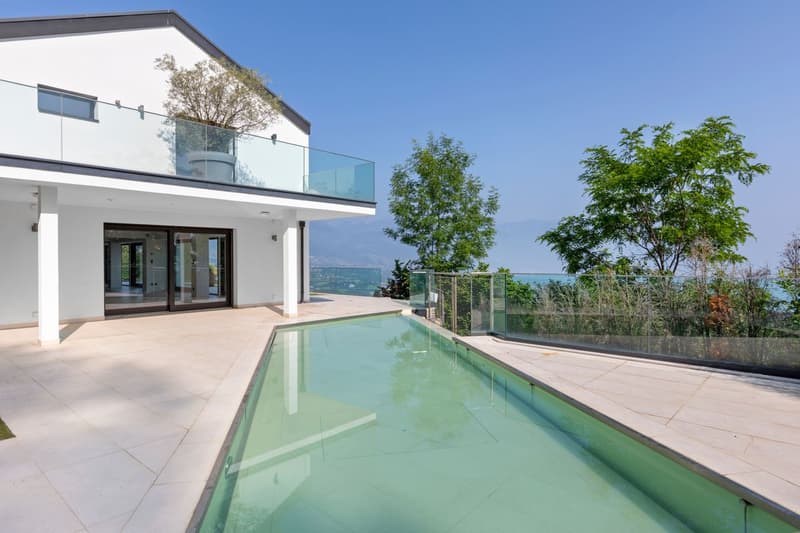 Villa d'eccezione con vista panoramica a Chardonne (12)