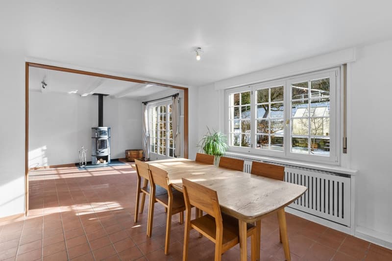 Charming semi-detached house with character (8)