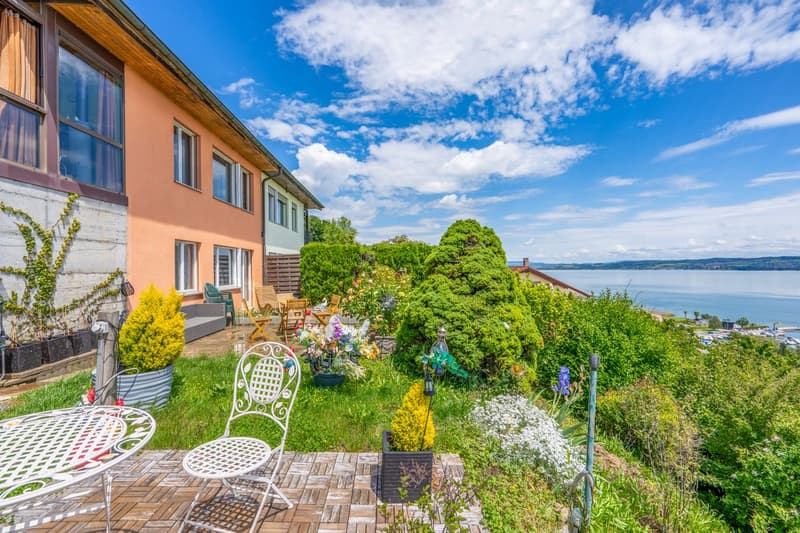 Magnifique terrain avec vue sur le lac de Morat et la possibilité de construire appartement ou maison (8)
