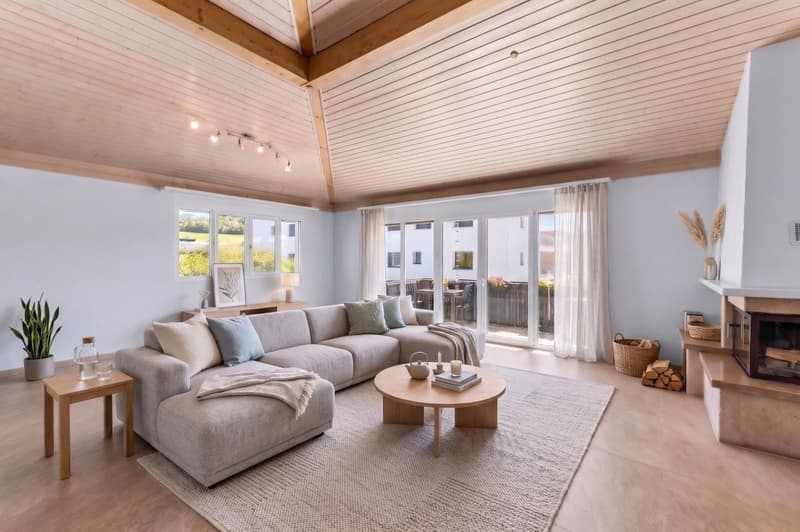 Bel appartement de 122 m² au dernier étage, entièrement rénové, avec 2 places de parc dans un garage souterrain. (4)