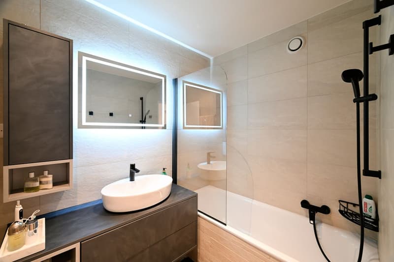 Élégant appartement de 5 pièces au coeur d'un parc arboré (13)