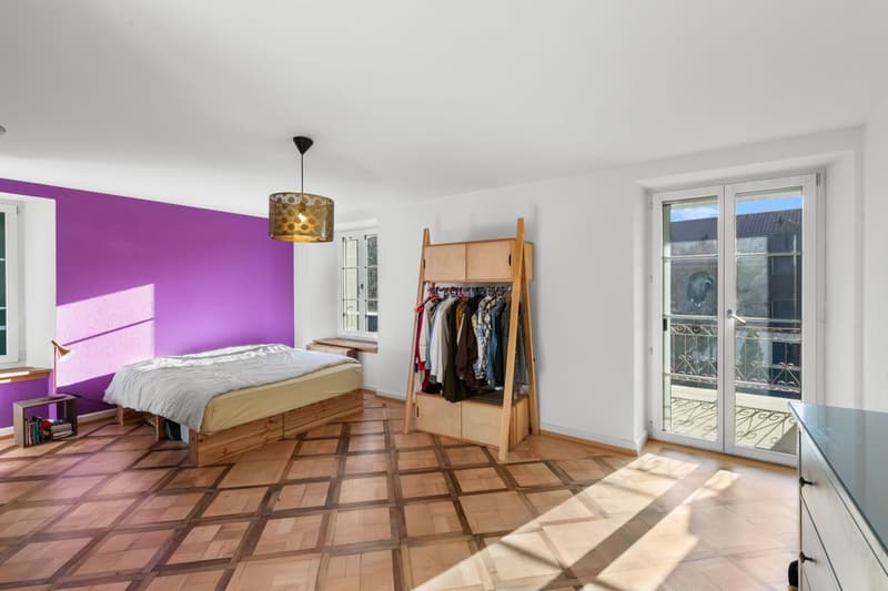 Un appartement de caractère de 5.5 pièces où le charme de l'ancien rencontre le confort du contemporain (9)