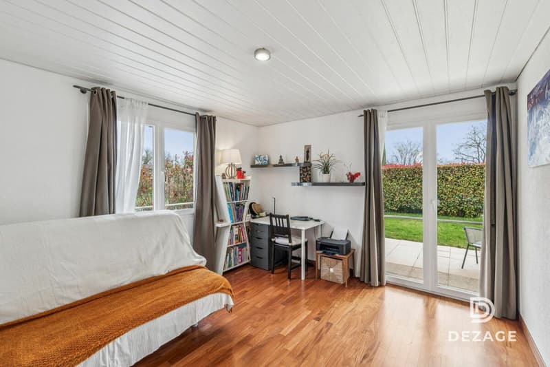 Villa with lake view, completely renovated and divided into several apartments (6)