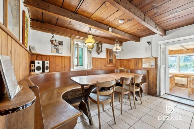 Great potential, house to transform, in the heart of a preserved natural setting (7)