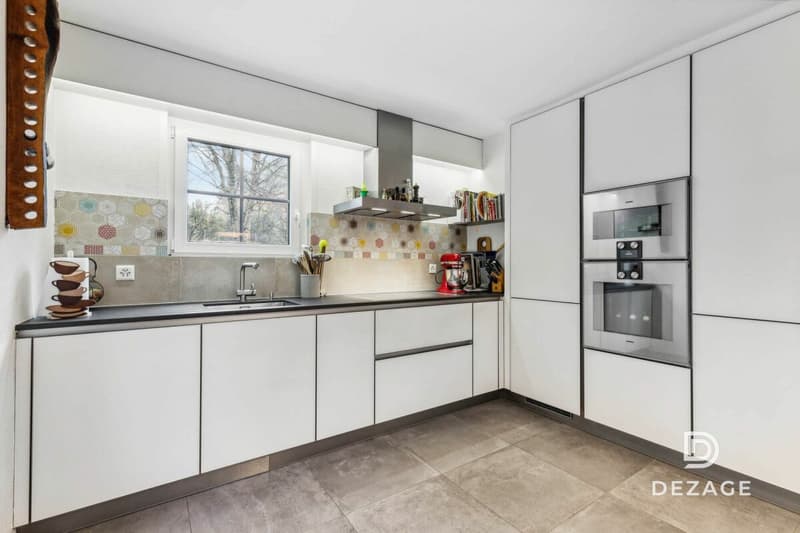 Magnificent renovated bourgeois house in Froideville (11)