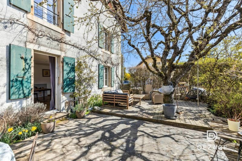 Großes Dorfhaus mit großem Potenzial in Goumoens (17)