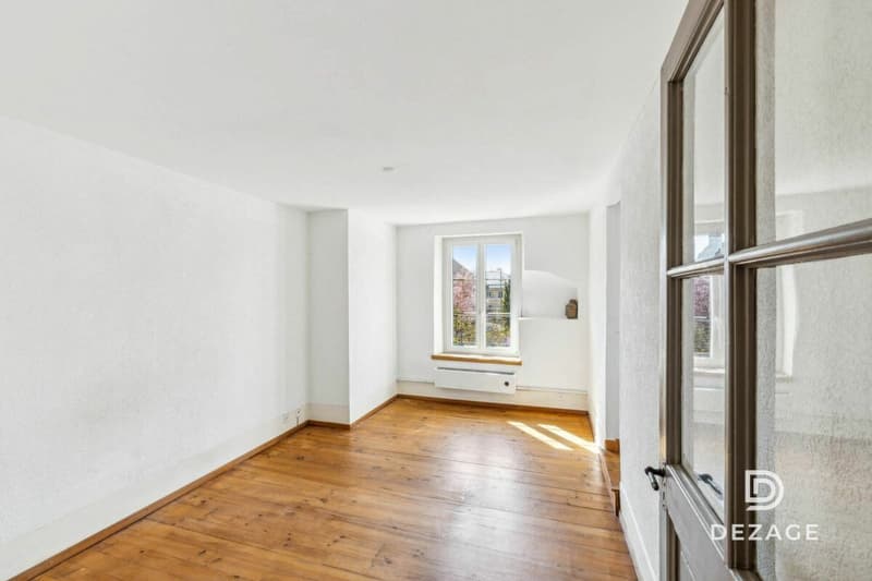 Großes Dorfhaus mit großem Potenzial in Goumoens (13)