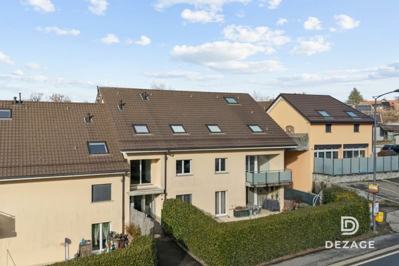 Huge apartment with 4 bedrooms, 2 minutes from schools and shops! (12)