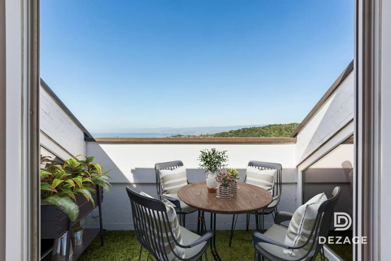 Spacious attic apartment with plenty of light near Lausanne with panoramic view of the lake (4)
